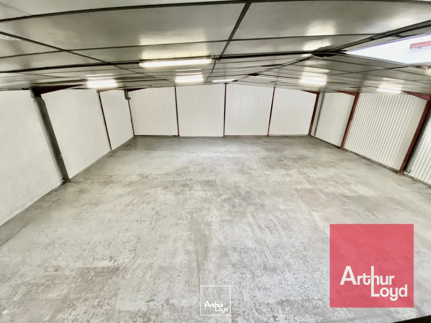 Locaux d'activité & Entrepôts - Location - SAINT JEAN DE VEDAS - 34430 - 600-600 - 7980721