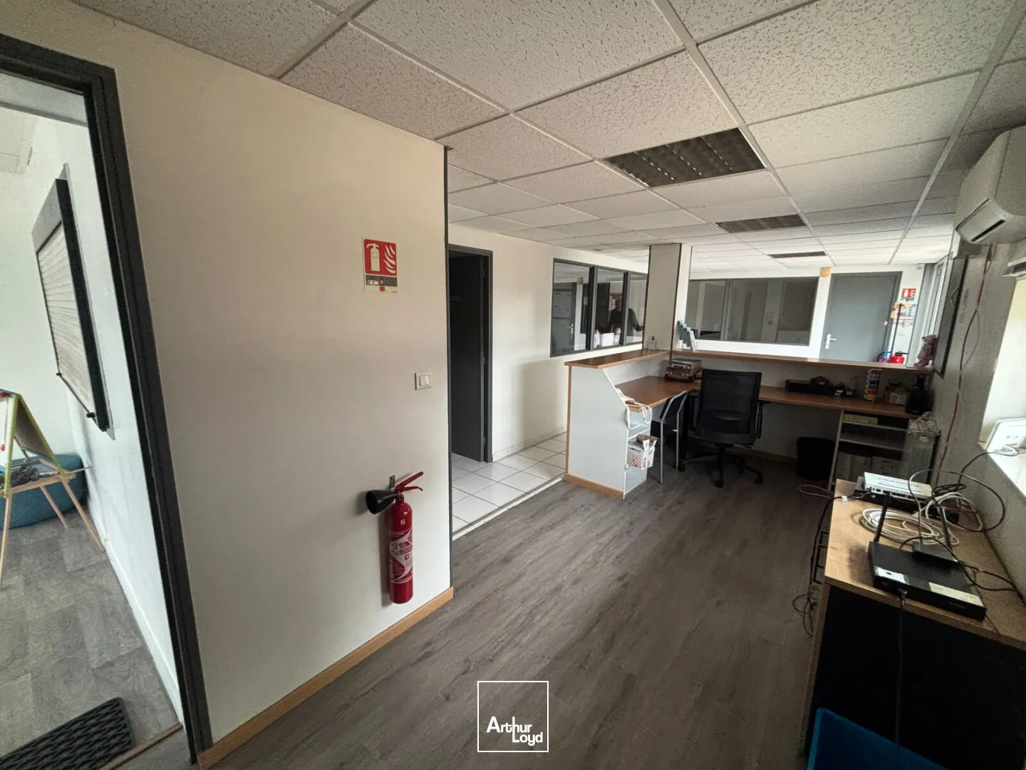 Locaux commerciaux - Location - VILLENAVE D'ORNON - 33140 - 85.2-184.7 - 7980754