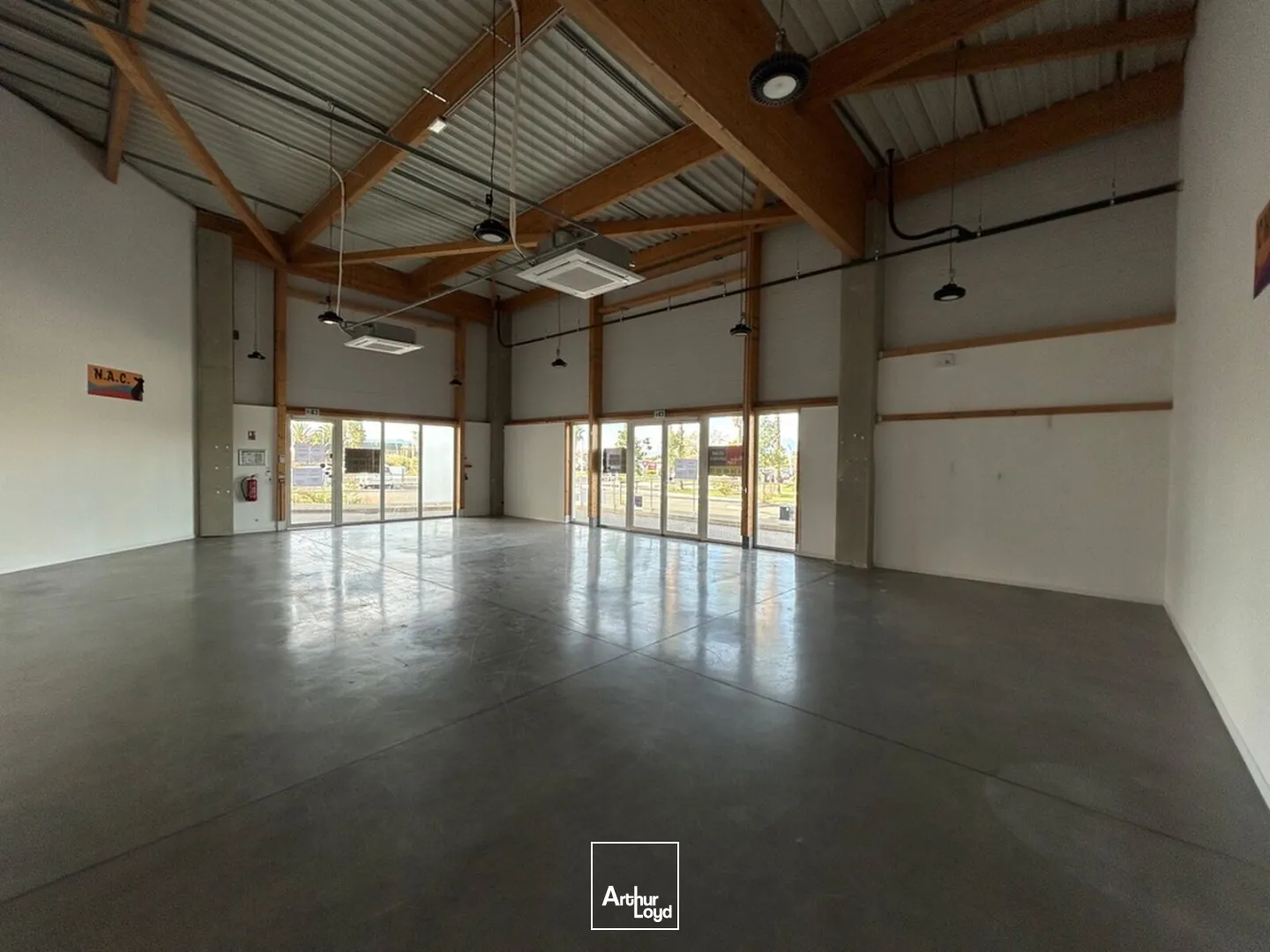Locaux commerciaux - Location - CANET EN ROUSSILLON - 66140 - 162-162 - 7980841