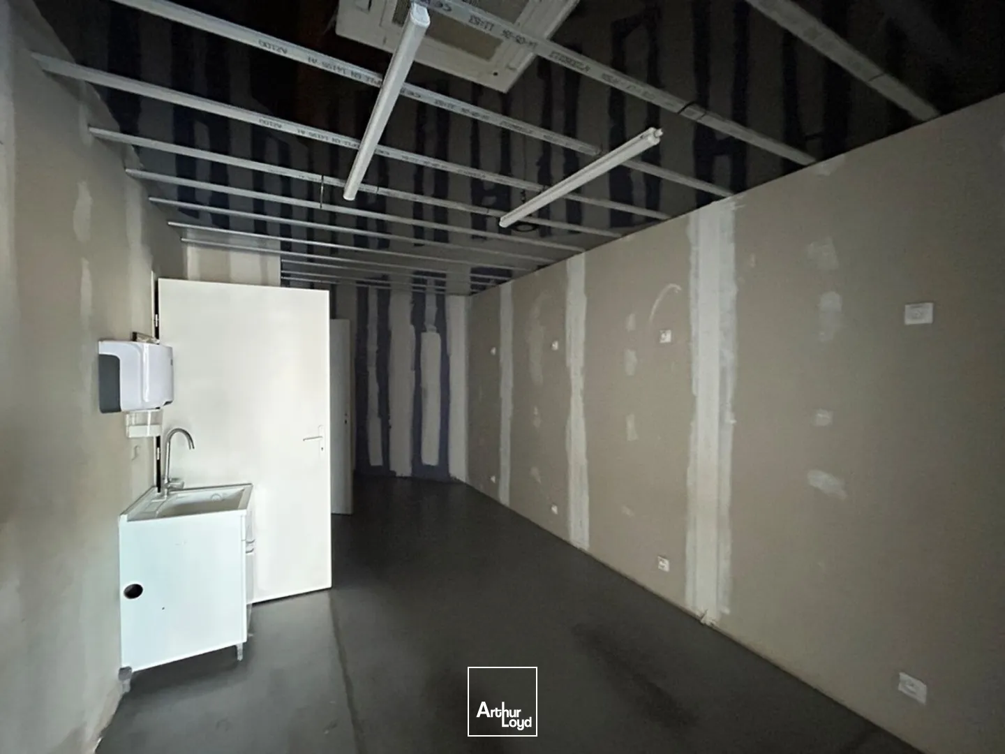 Locaux commerciaux - Location - CANET EN ROUSSILLON - 66140 - 162-162 - 7980844