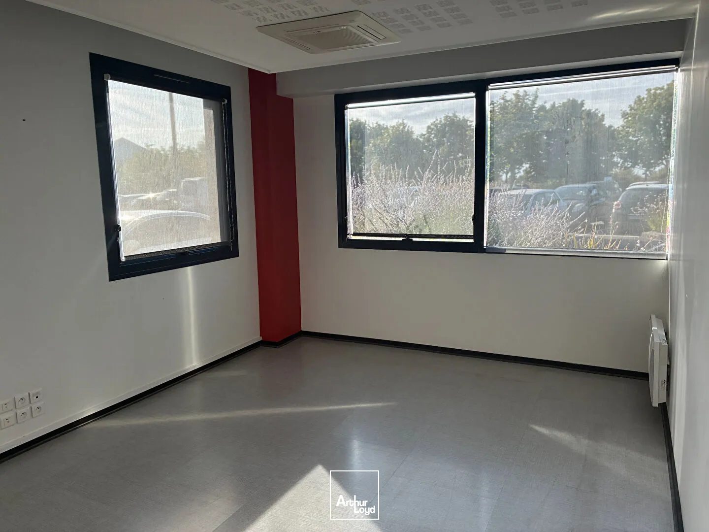 Bureaux - Location - LA ROCHELLE - 17000 - 141-141 - 7981214