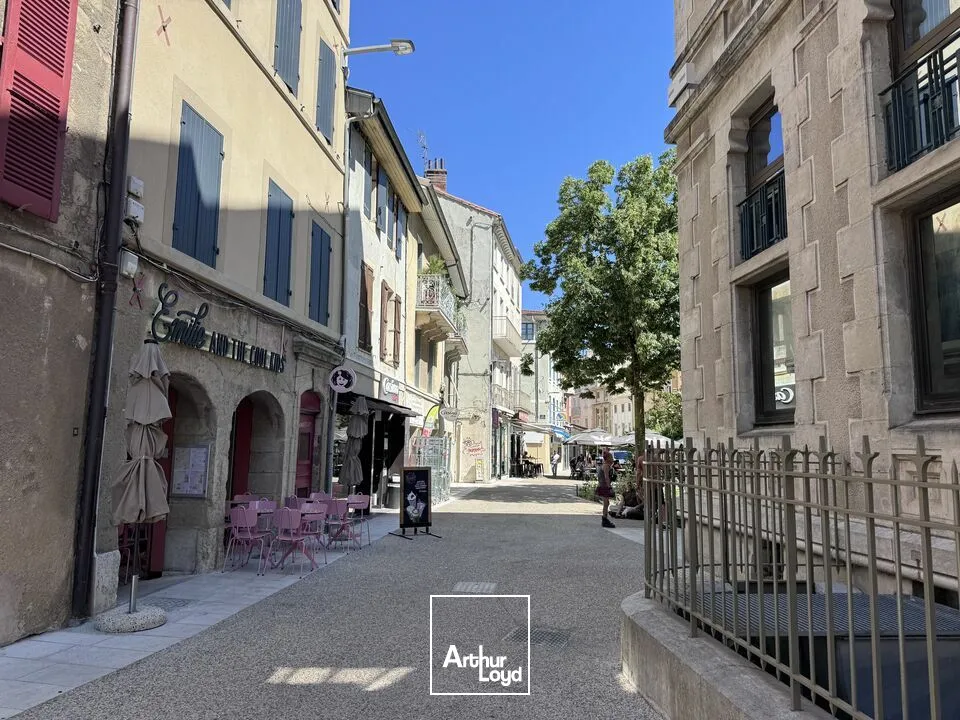 Locaux commerciaux - Location - VALENCE - 26000 - 105-105 - 7981346