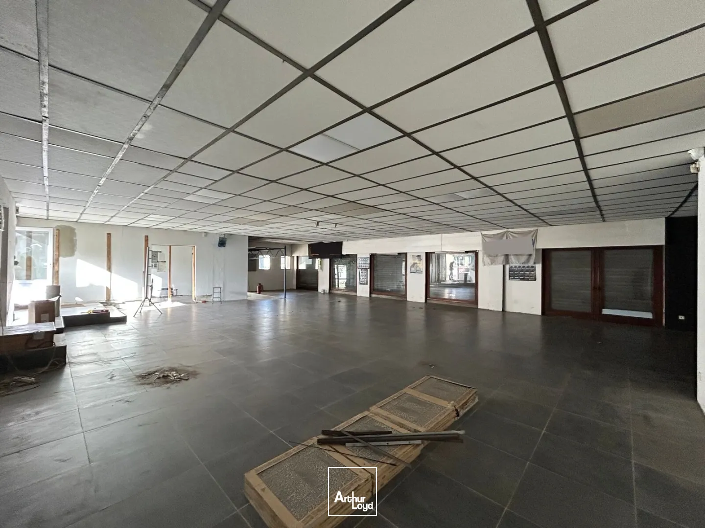 Locaux commerciaux - Location - SAINT QUENTIN - 02100 - 453-453 - 7981531