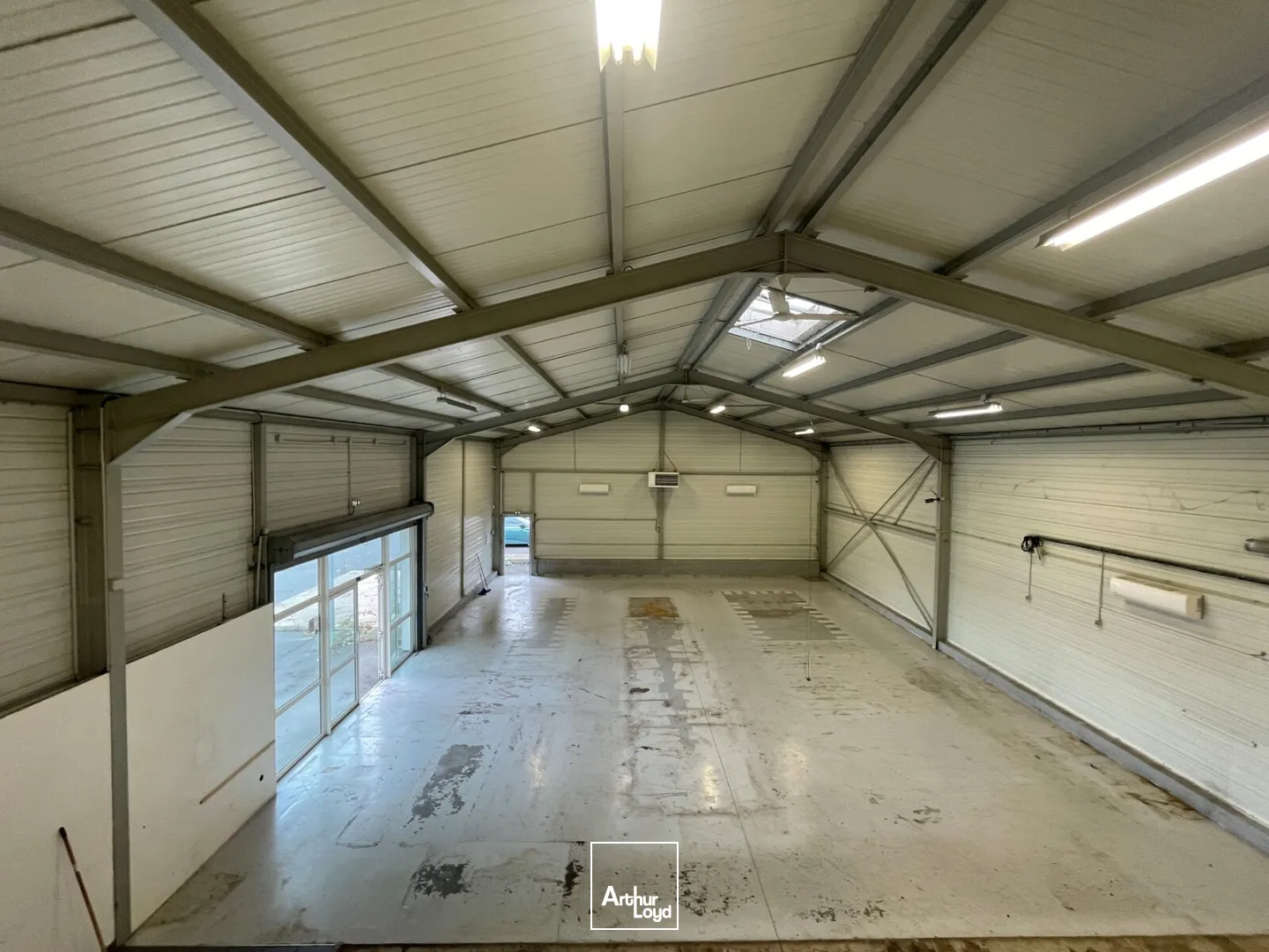 Locaux commerciaux - Location - CHAMBLY - 60230 - 250-250 - 7981598
