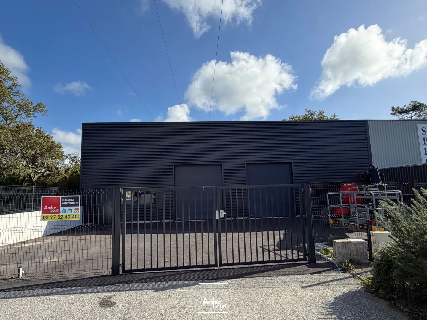 Locaux d'activité & Entrepôts - Location - SAINT AVE - 56890 - 180-180 - 7981627