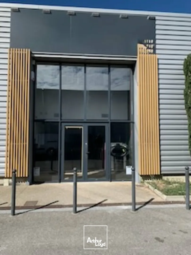Locaux commerciaux - Location - VEDENE - 84270 - 170-170 - 7996228