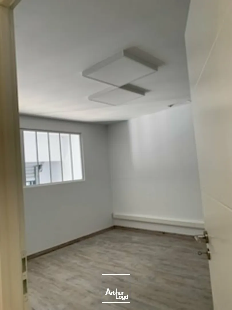 Locaux commerciaux - Location - VEDENE - 84270 - 170-170 - 7996235
