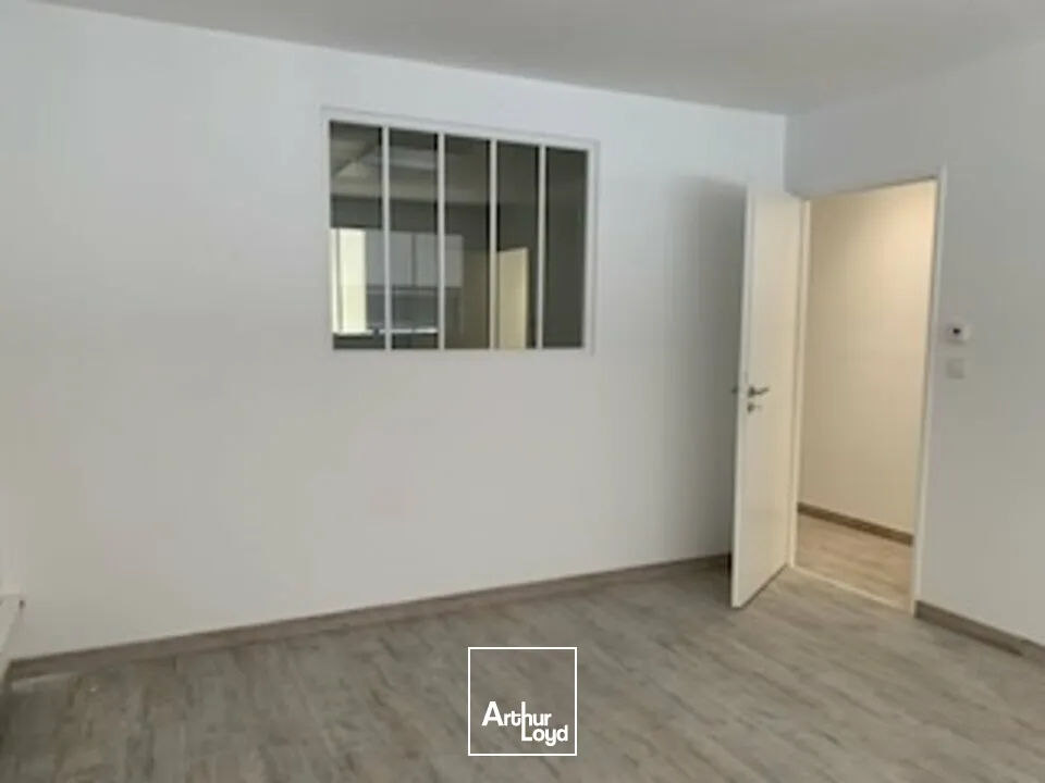 Locaux commerciaux - Location - VEDENE - 84270 - 170-170 - 7996237