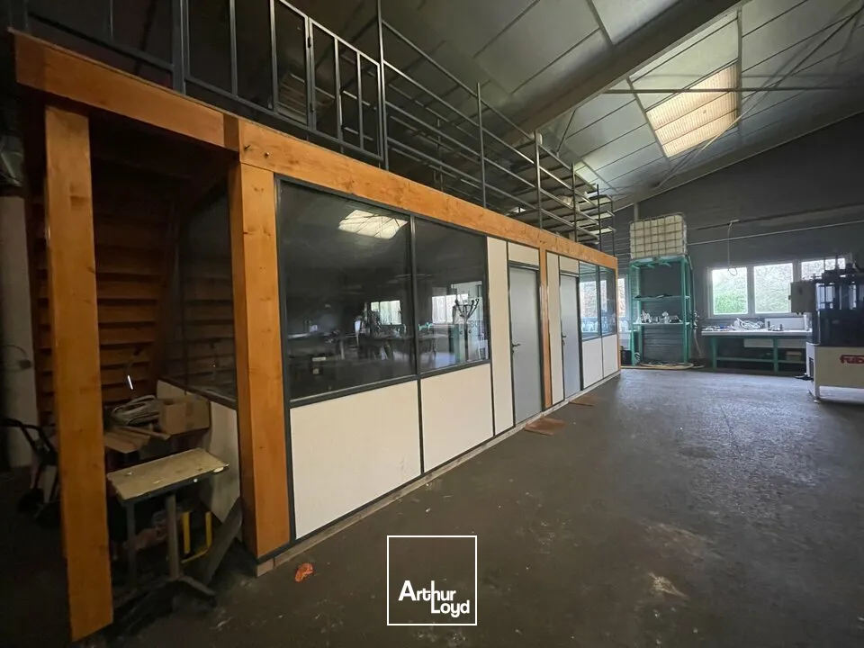 Locaux d'activité & Entrepôts - Vente - SOUDAN - 79800 - 1500-1500 - 8007252