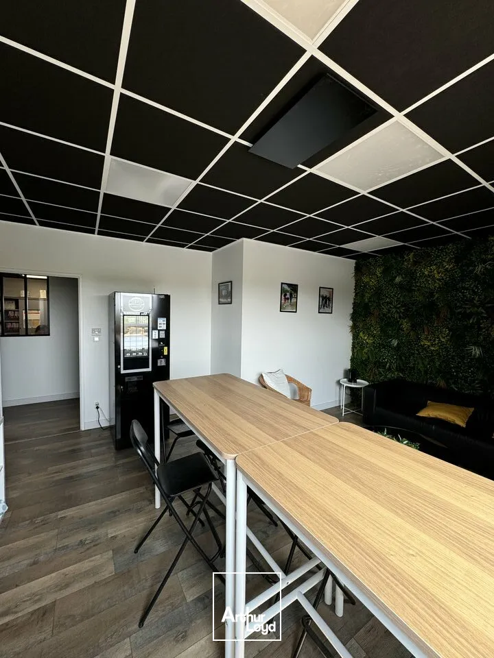 Locaux d'activité & Entrepôts - Vente - CHAURAY - 79180 - 295-295 - 8007977