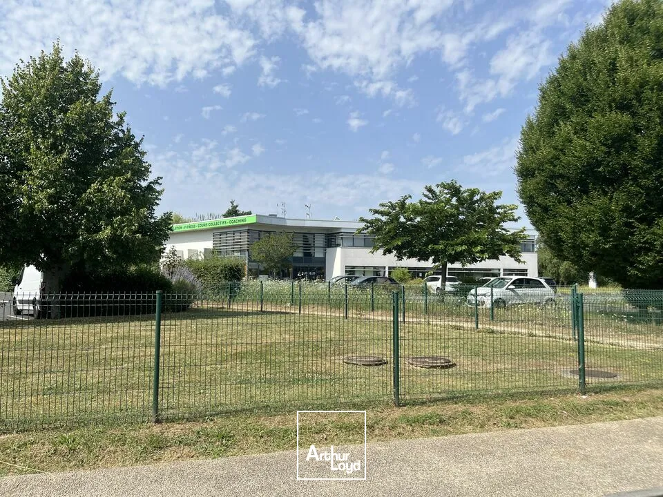 Bureaux - Vente - POITIERS - 86000 - 1100-1100 - 8008074