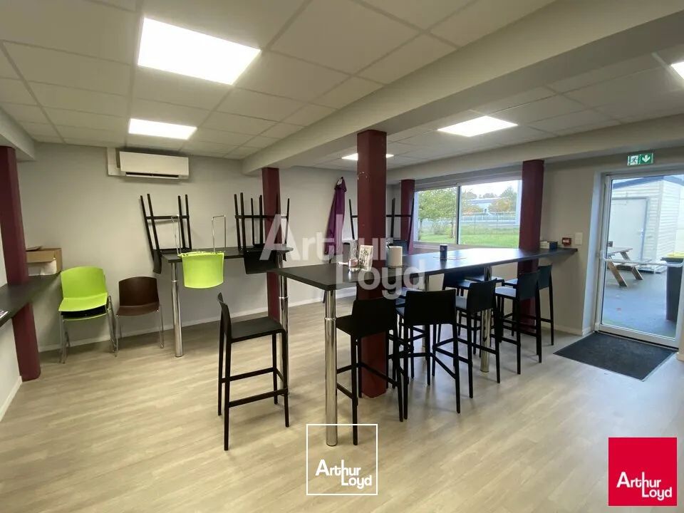 Locaux d'activité & Entrepôts - Vente - SAINT ETIENNE EN COGLES - 35460 - 1520-1520 - 8012963