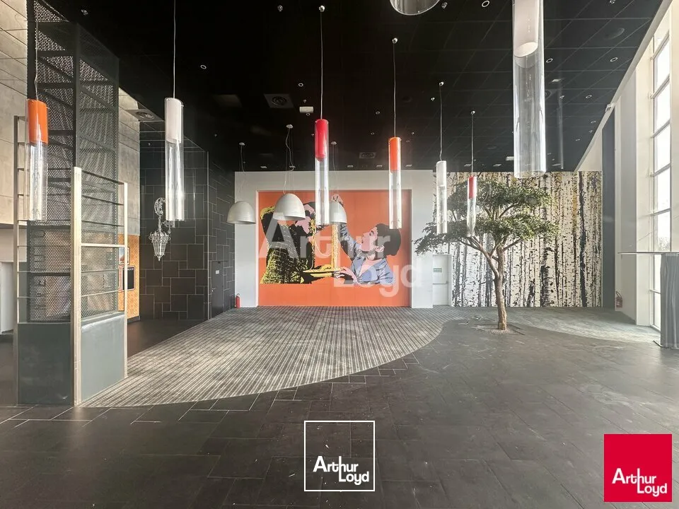 Locaux commerciaux - Location - SAINT-GRÉGOIRE - 35760 - 552-552 - 8013602