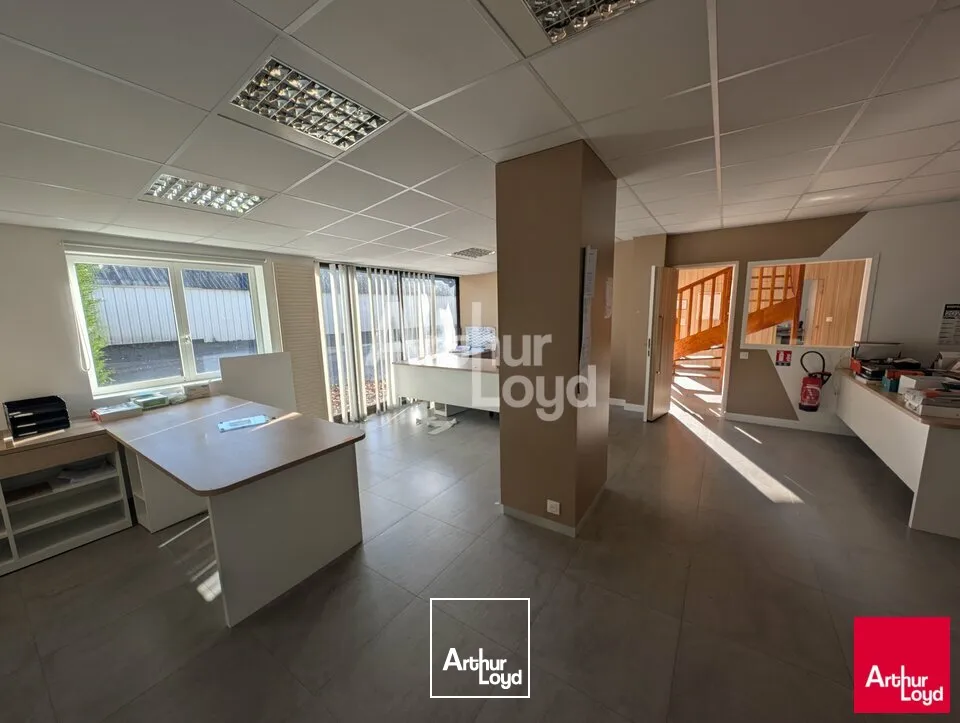 Locaux d'activité & Entrepôts - Vente - BÉDÉE - 35137 - 2400-2400 - 8013698