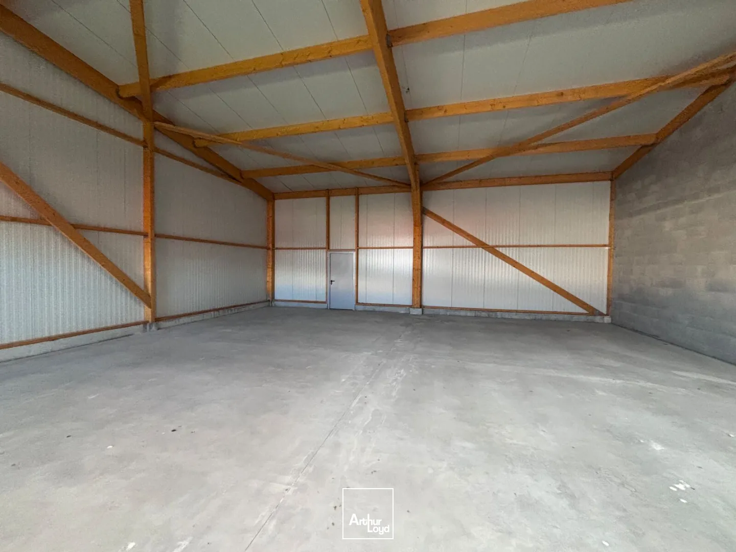 Locaux d'activité & Entrepôts - Location - MACHECOUL - 44270 - 140-300 - 8035659
