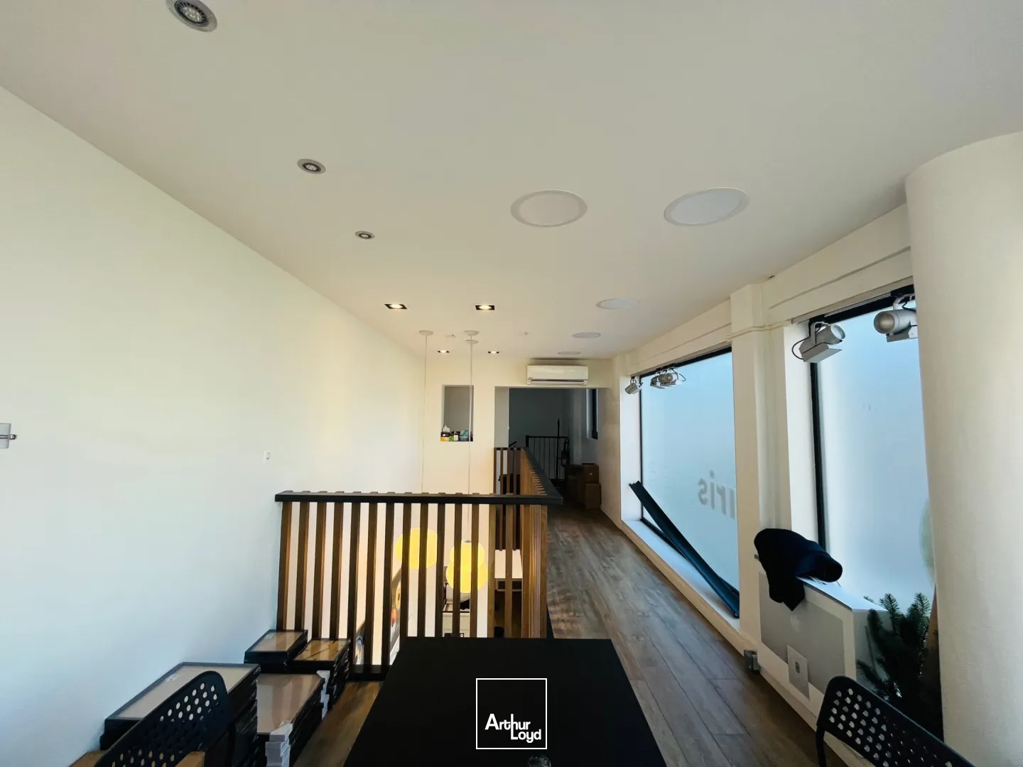 Locaux commerciaux - Cession - LA BAULE ESCOUBLAC - 44500 - 50-50 - 8036324