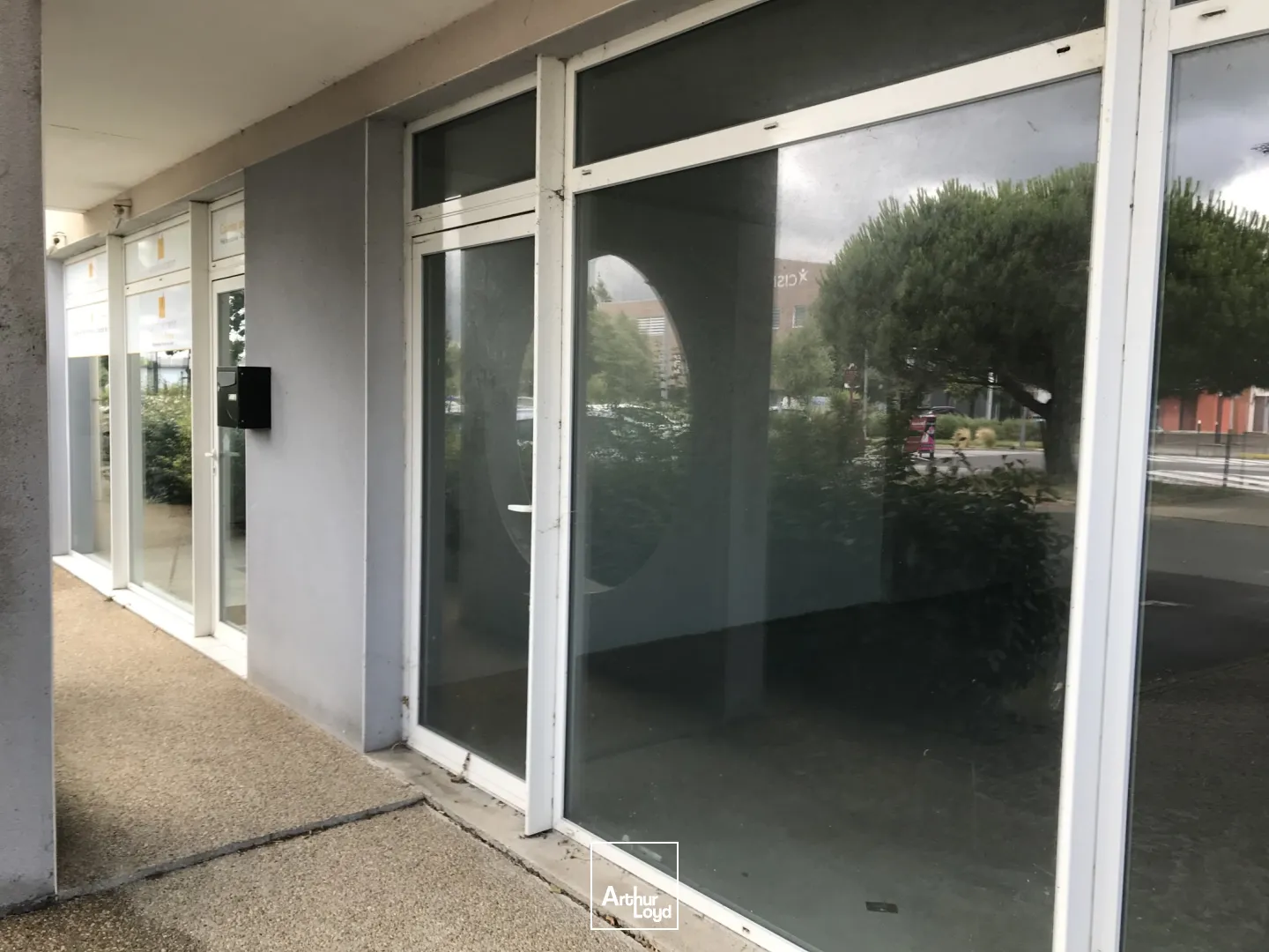 Locaux commerciaux - Location - TRIGNAC - 44570 - 50.4-100.8 - 8036533