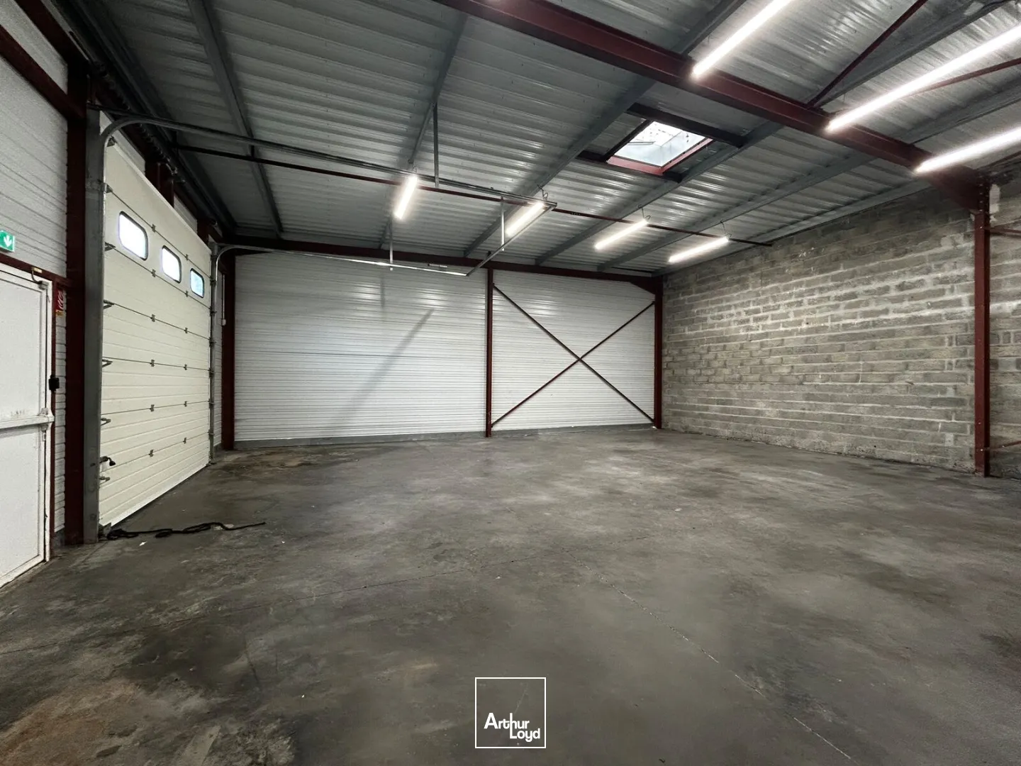 Locaux d'activité & Entrepôts - Location - BLANQUEFORT - 33290 - 240-240 - 8042633