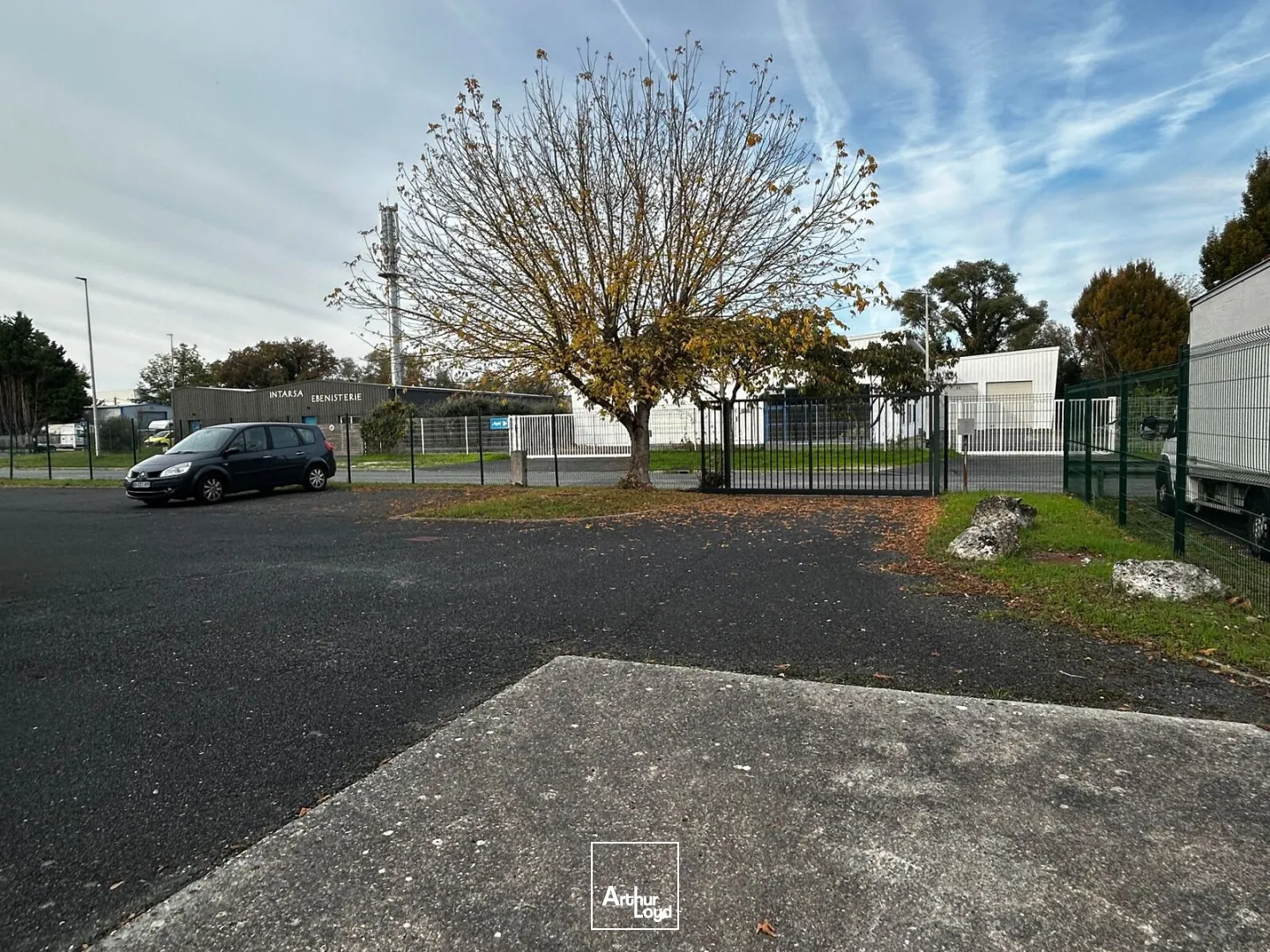Locaux d'activité & Entrepôts - Location - BLANQUEFORT - 33290 - 240-240 - 8042636