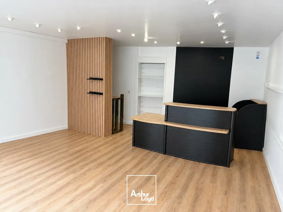 Locaux commerciaux - Location - NIORT - 79000 - 72-72 - 8077179