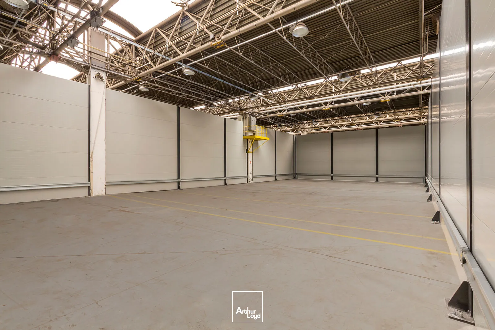 Locaux d'activité & Entrepôts - Location - MONTATAIRE - 60160 - 424-424 - 8077328