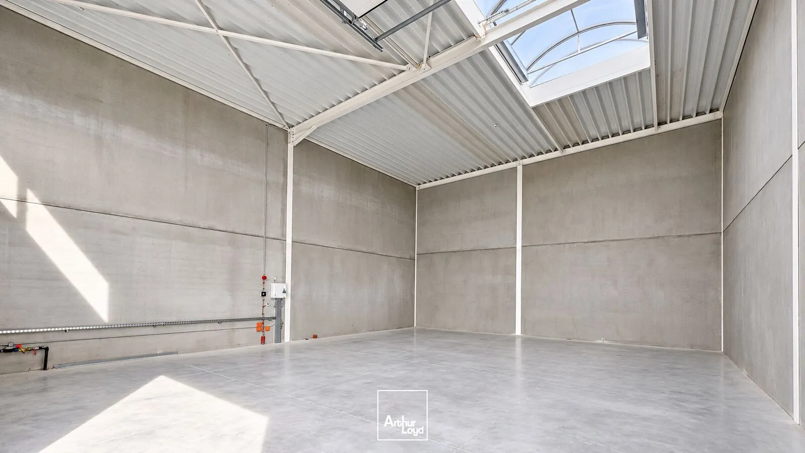 Locaux d'activité & Entrepôts - Location - MONTATAIRE - 60160 - 1600-1600 - 8077332