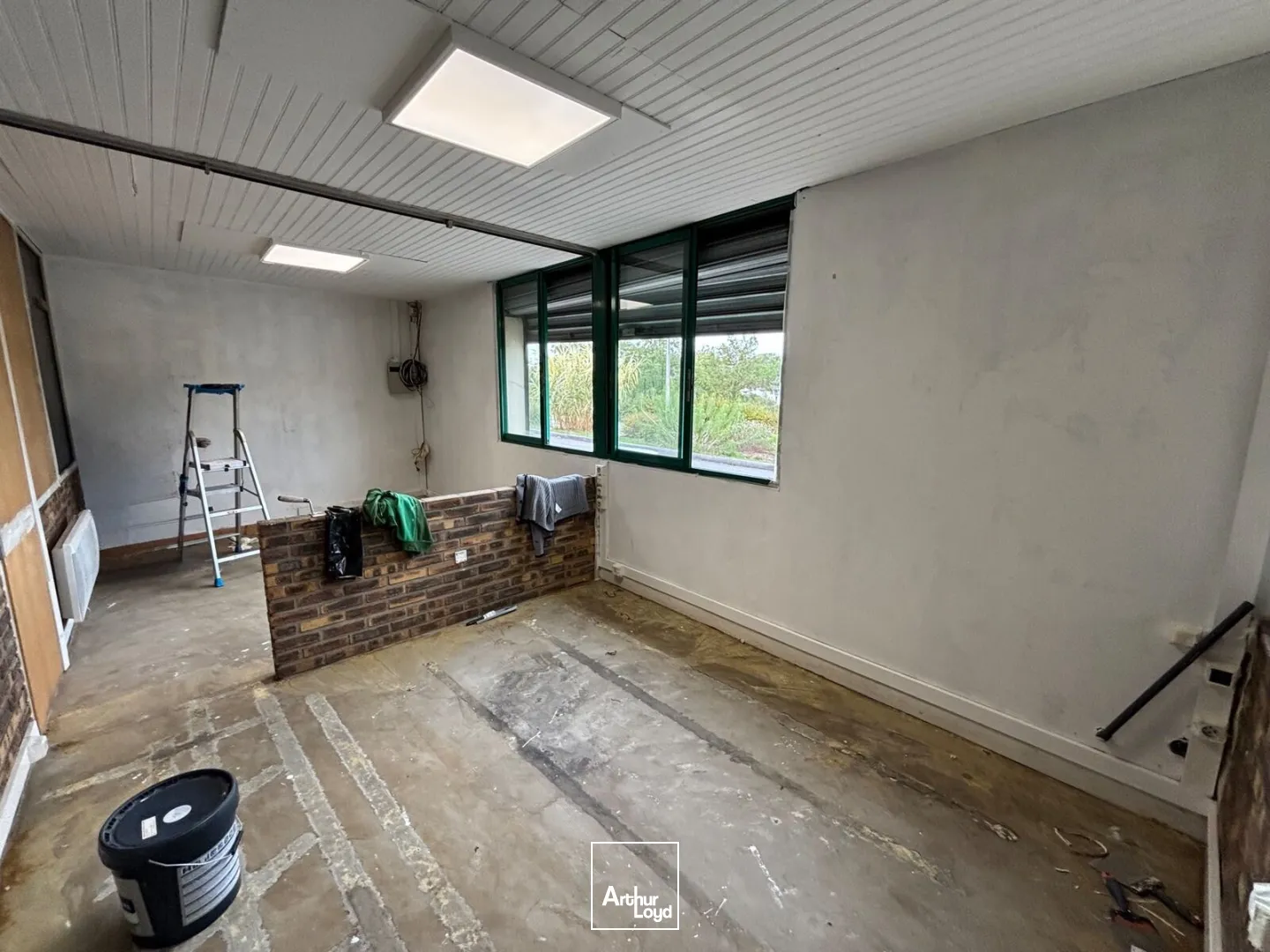 Locaux d'activité & Entrepôts - Location - SAINT AUBIN LES ELBEUF - 76410 - 330-330 - 8080454