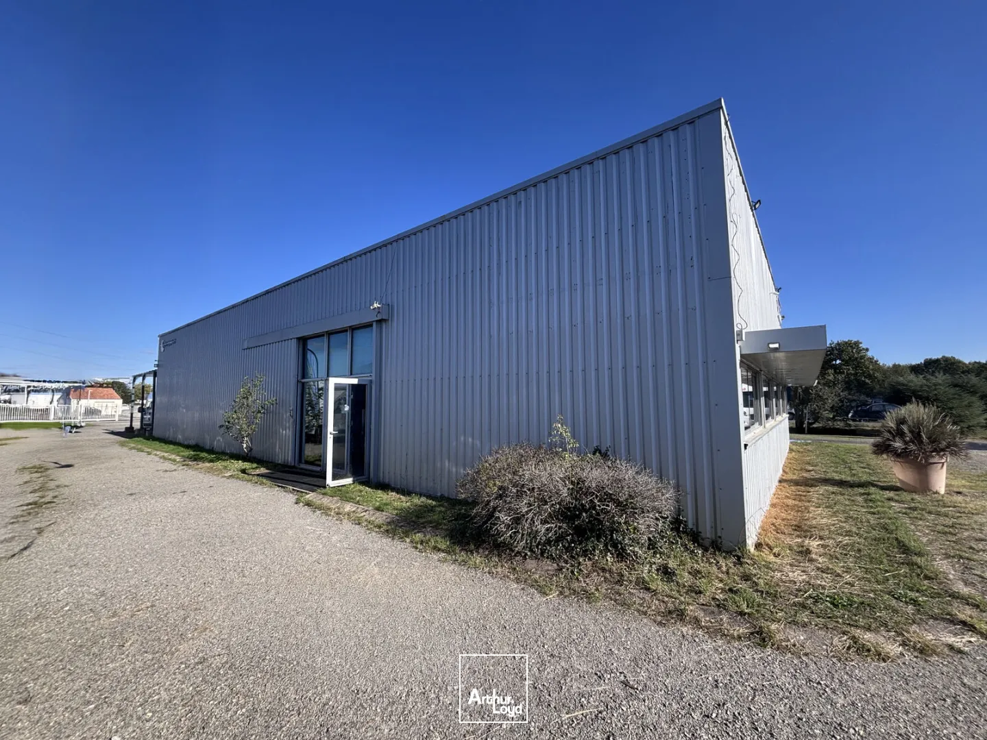 Locaux d'activité & Entrepôts - Location - LA MONTAGNE - 44620 - 290-290 - 8082406