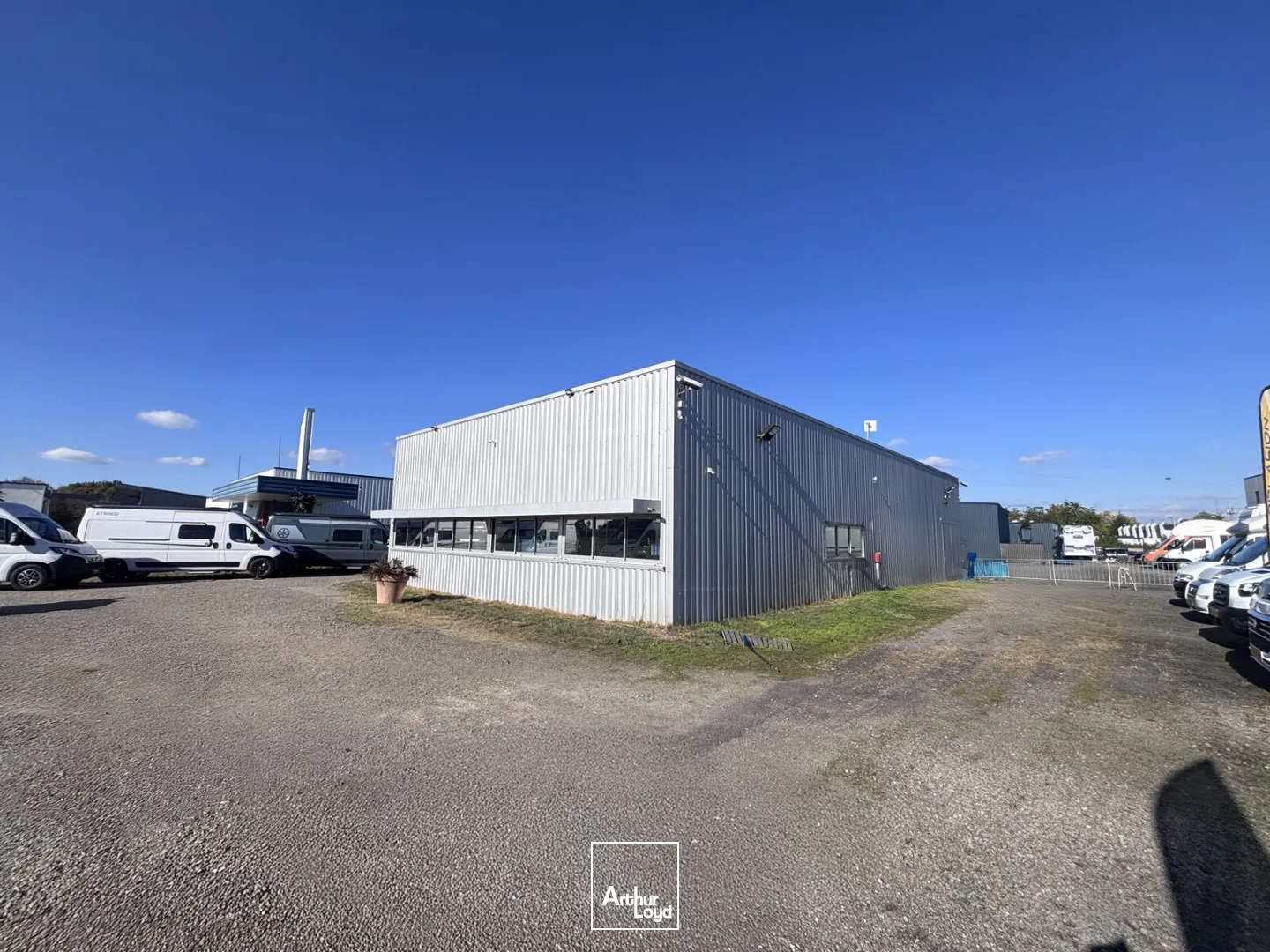 Locaux d'activité & Entrepôts - Location - LA MONTAGNE - 44620 - 290-290 - 8082407