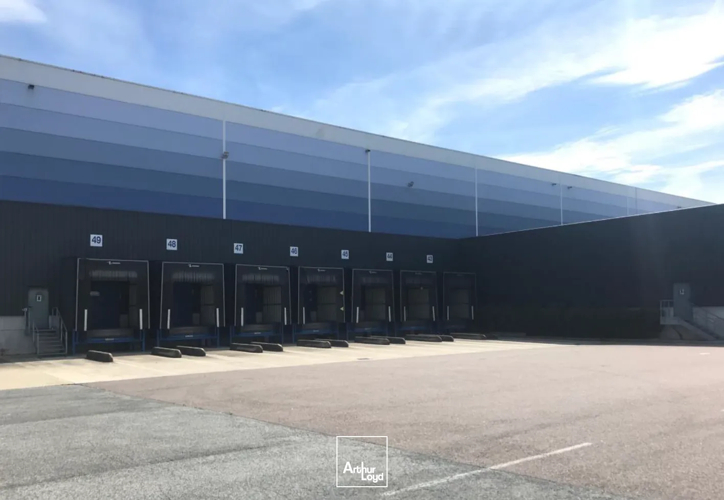 Logistique - Location - BUSSY LETTREE - 51320 - 12000-47145 - 7979248