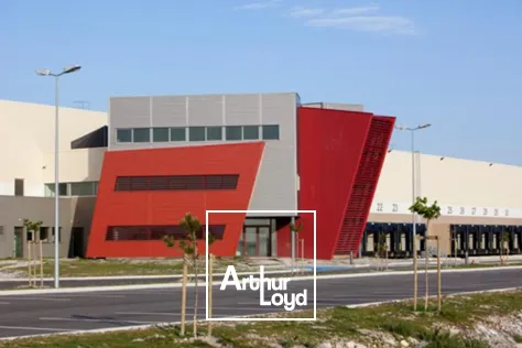 FOS SUR MERT : surface logistique disponible immédiatement