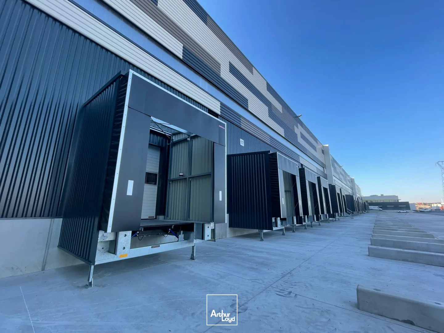 Logistique - Location - ENNERY - 57365 - 37474-37474 - 6330554