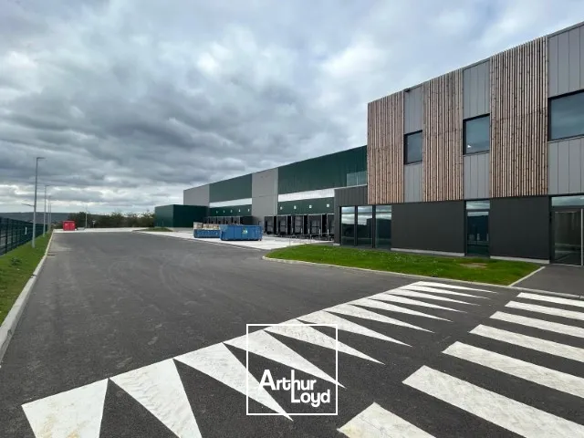 A 30 km de Metz, sur la commune d'Atton, vente ou location d'une plateforme logistique à construire