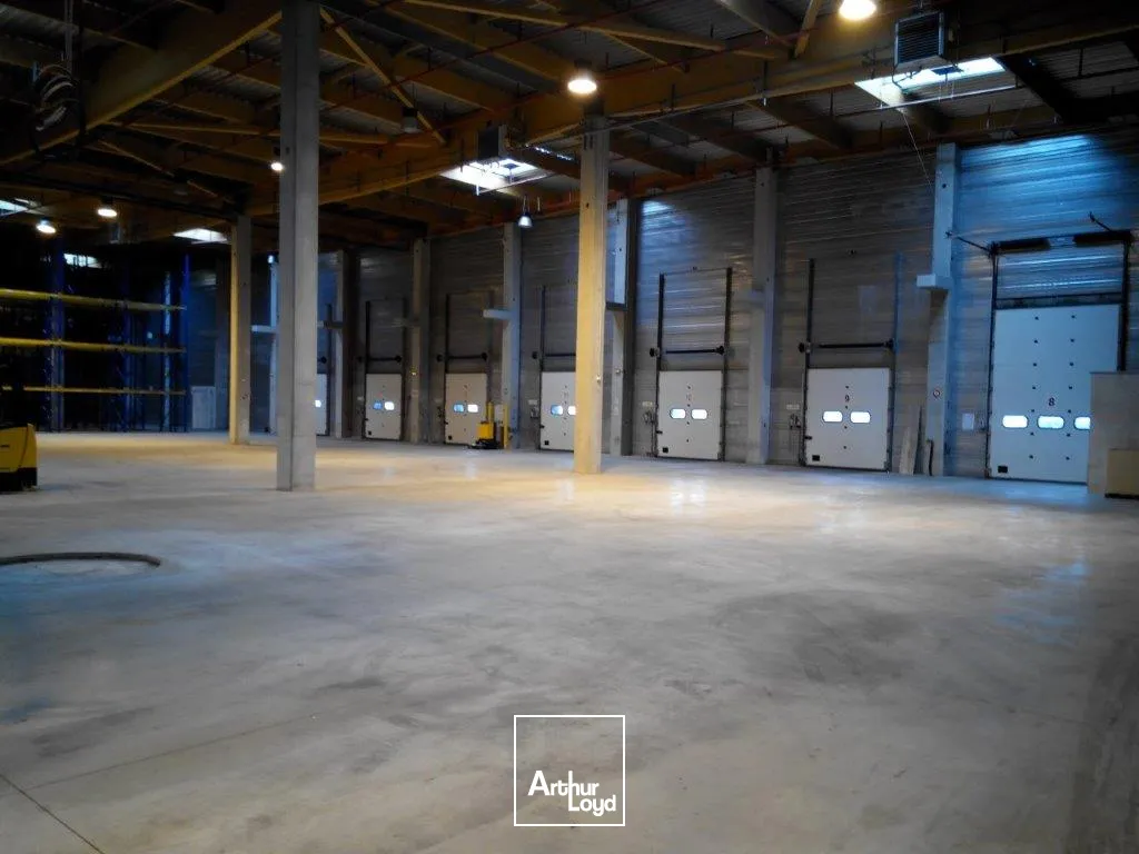 Accès direct A75 pour un entrepôt logistique