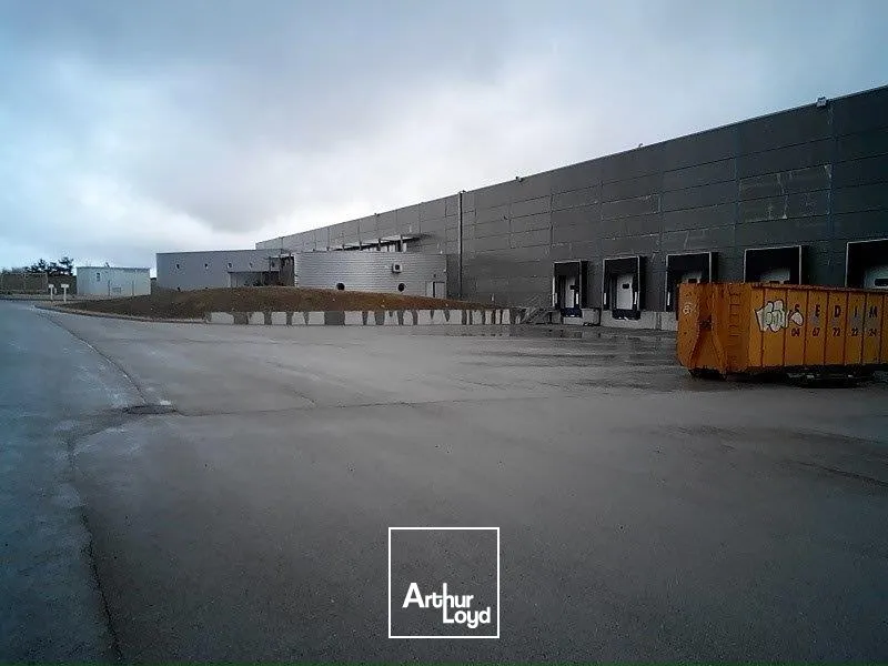 Accès direct A75 pour un entrepôt logistique