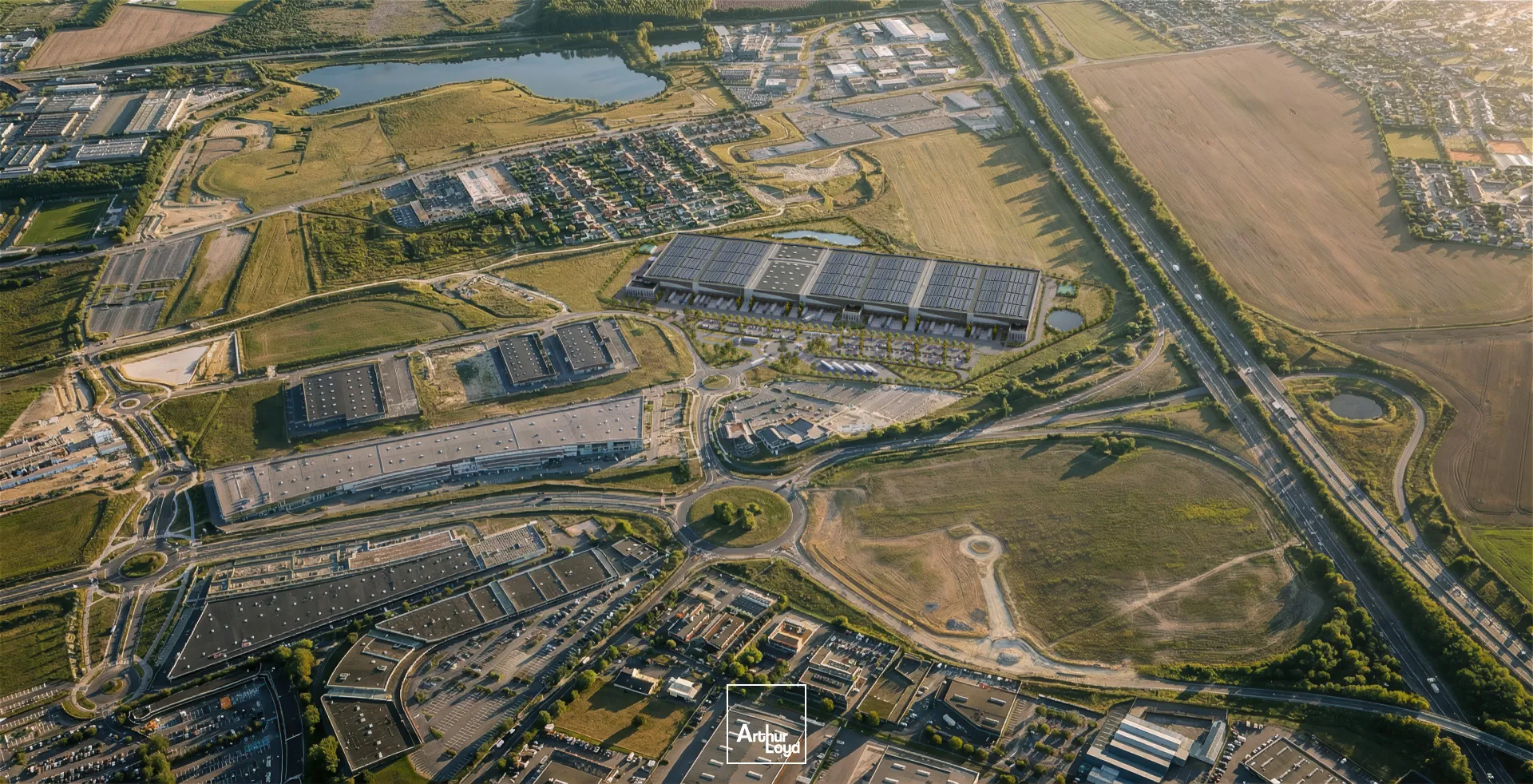 Plateforme logistique à construire le long de l'autoroute A16 sur la commune de Persan