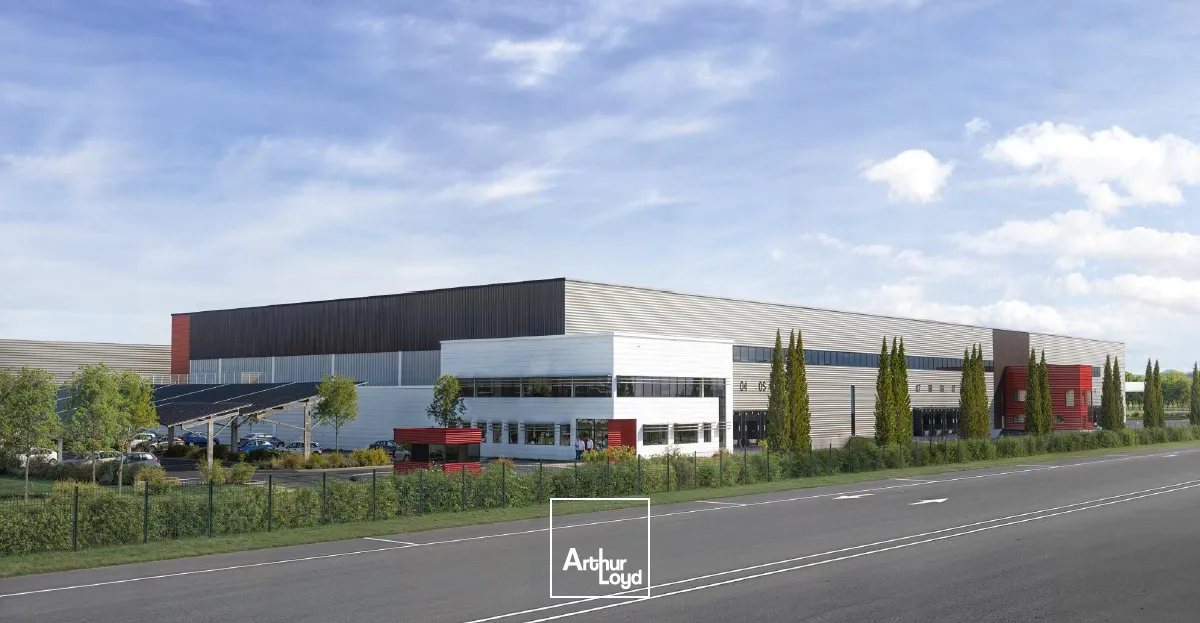 Sur l'autoroute A10, près Rochefort, VEFA ou BEFA d'une plateforme logistique