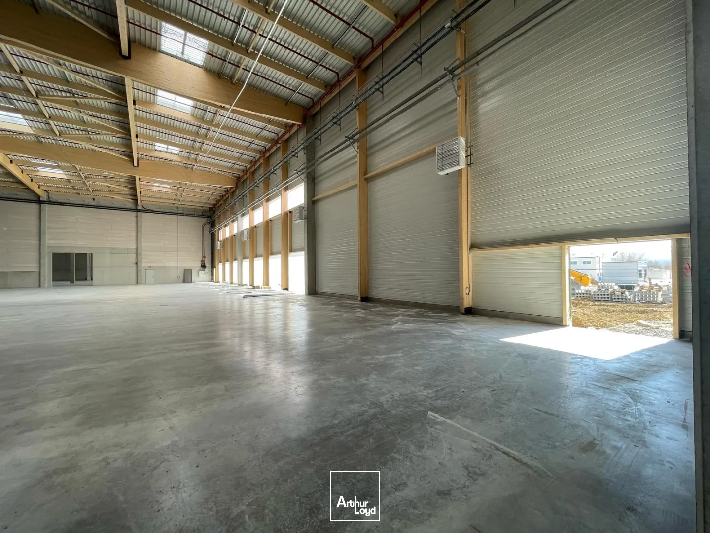 Logistique - Location - ATTON - 54700 - 12000-31569 - 7790701