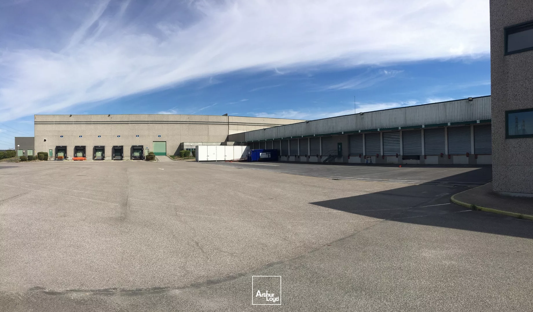 Location entrepôt et messagerie sur Amiens