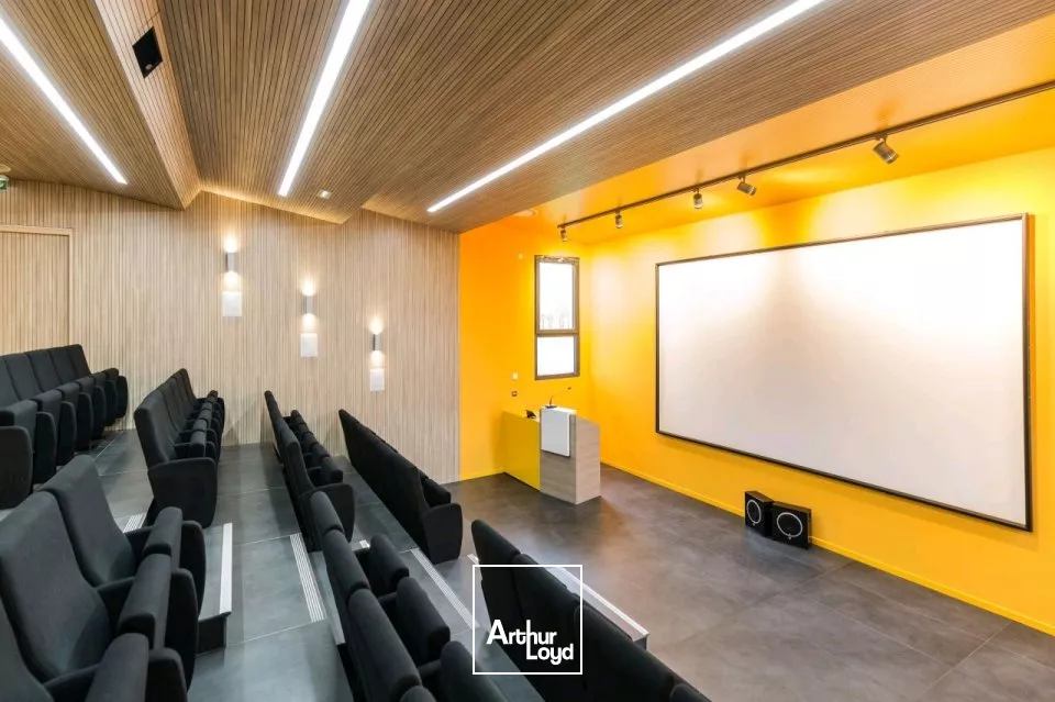 BUREAUX à LOUER de 11.5 m²