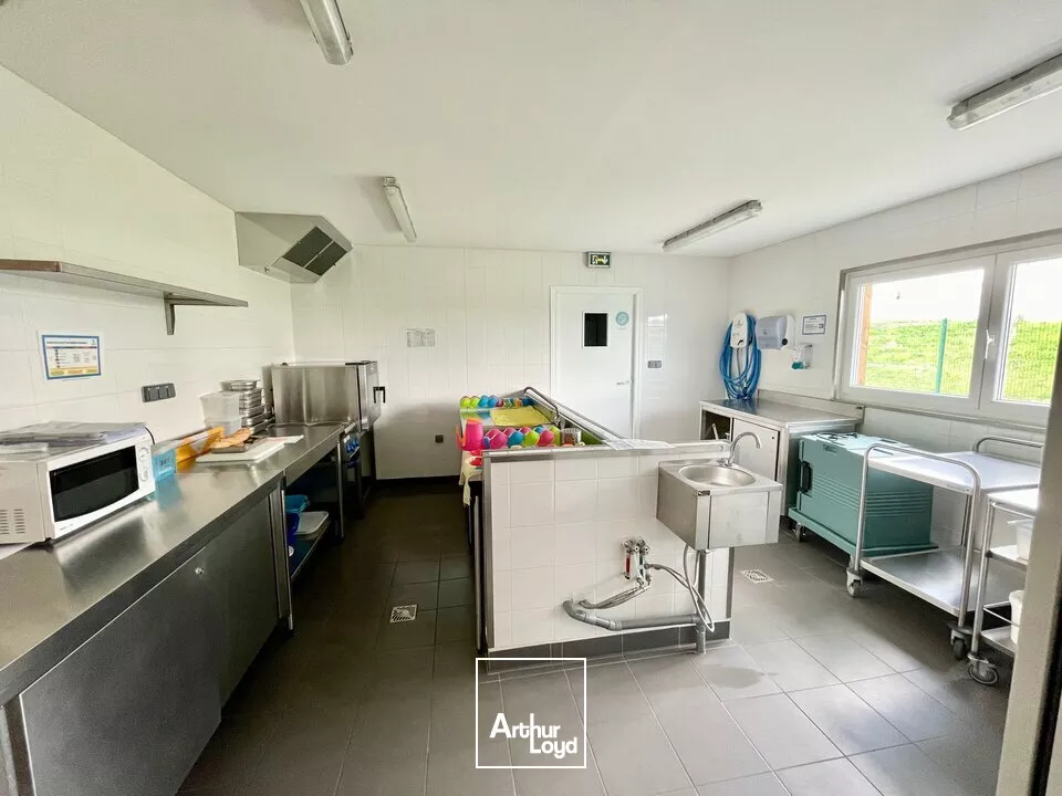 BUREAUX à VENDRE de 650 m²