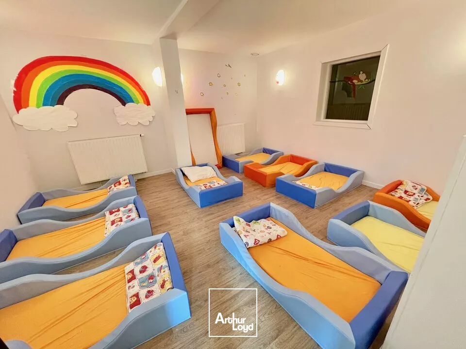 BUREAUX à VENDRE de 650 m²