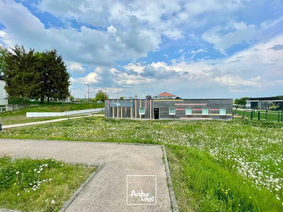 BUREAUX à VENDRE de 650 m²