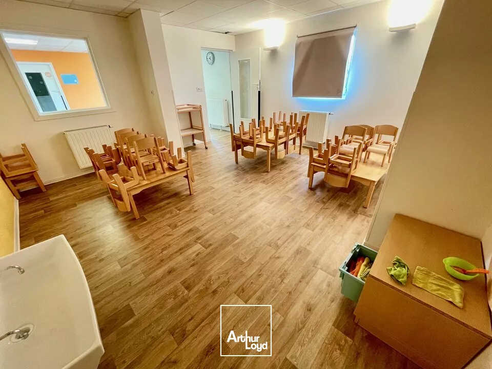 BUREAUX à VENDRE de 650 m²