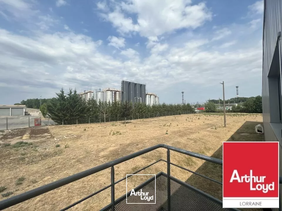 BUREAUX à LOUER de 66.7 m²