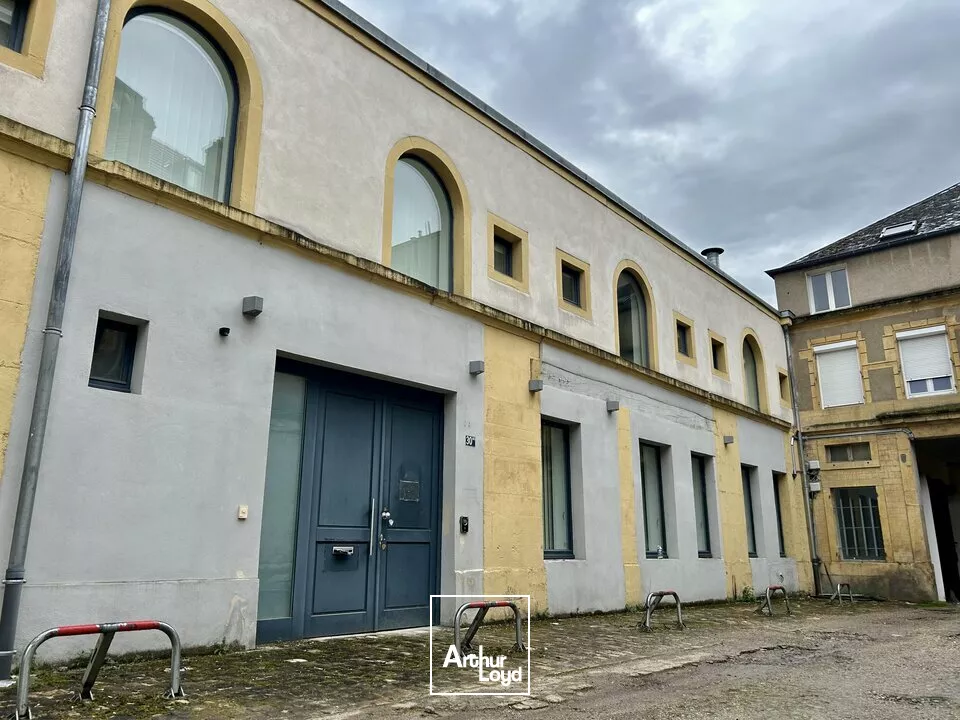 BUREAUX à LOUER de 200 m²