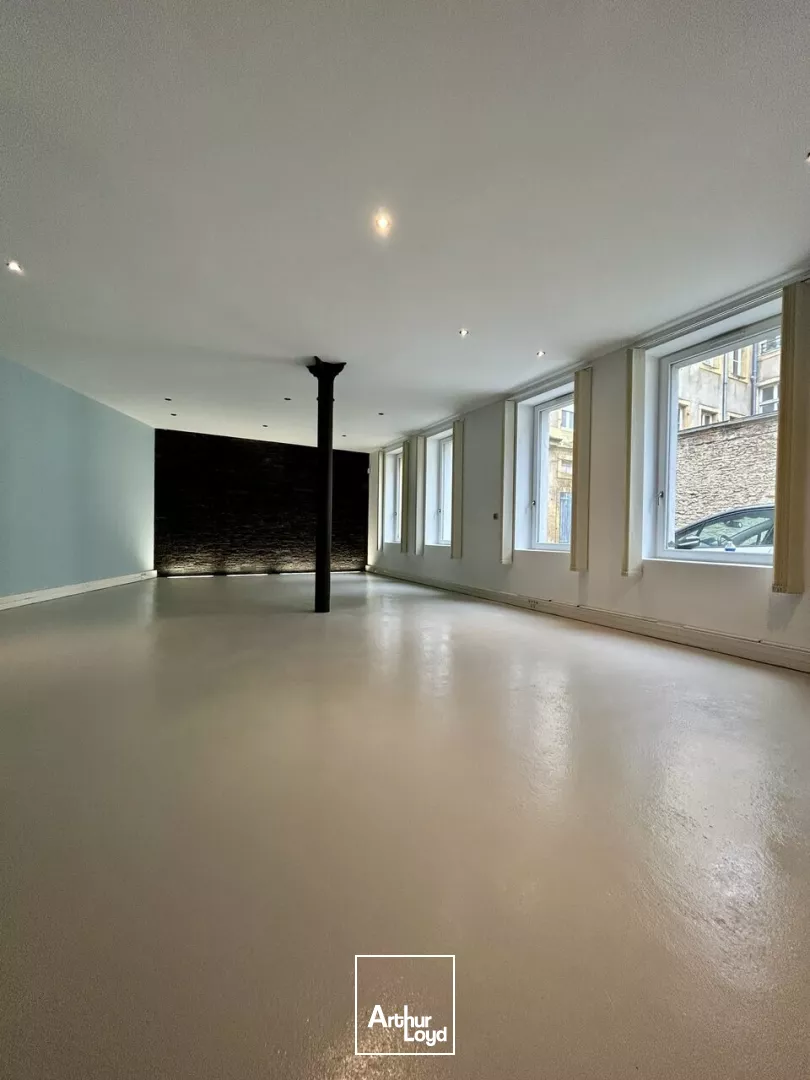 BUREAUX à LOUER de 200 m²