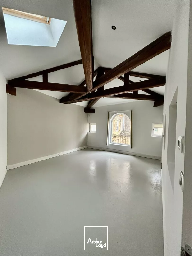 BUREAUX à LOUER de 200 m²