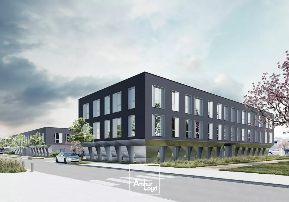 BUREAUX à VENDRE de 551.61 m²