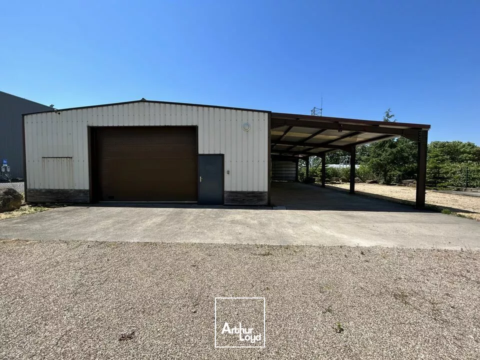 LOCAL D'ACTIVITE - ENTREPOT à LOUER de 440 m²